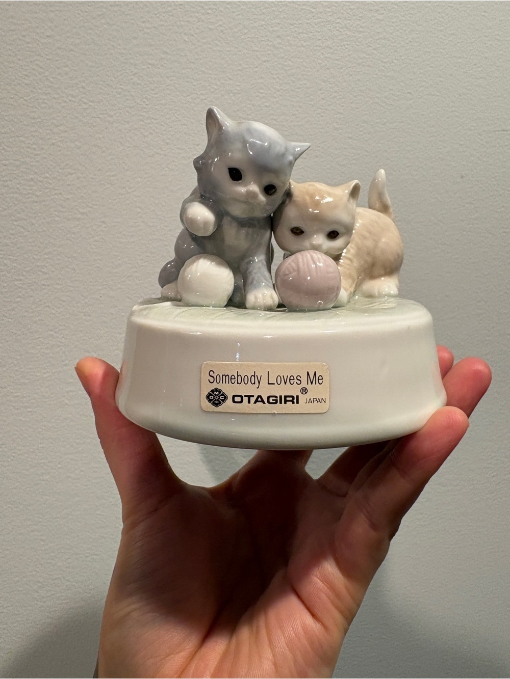 Otagiri Japan Porcelain Cat Music Box